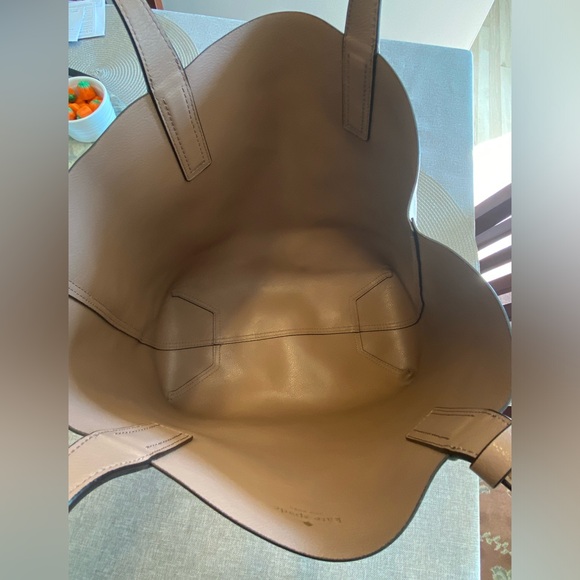 NWT - Kate Spade Leather Reversible Tote - Picture 4 of 6